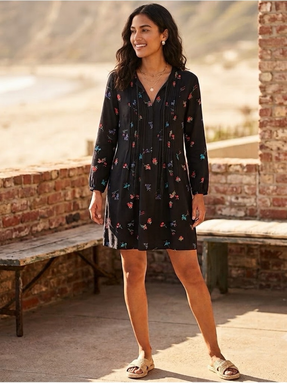 Old Navy Black Floral V-Neck Tunic Dress